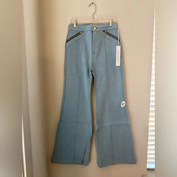 NWOT stoned immaculate side zip wide leg jeans - light denim wash (P2) - Picture 5 of 10
